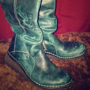 London Fly Women’s leather boots. 7.5 NWOT